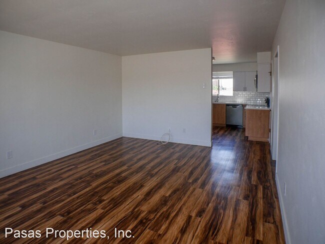 Foto del edificio - 228 Twin Oaks Ave