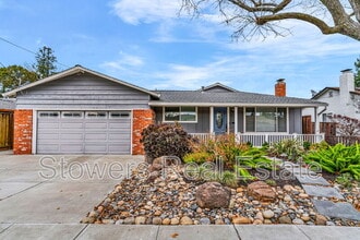 Building Photo - 3928 Dartmouth Way