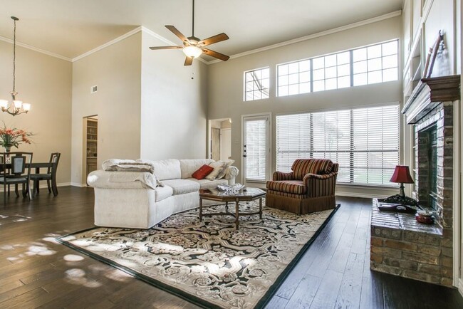 Building Photo - 2045 Greenstone Trail