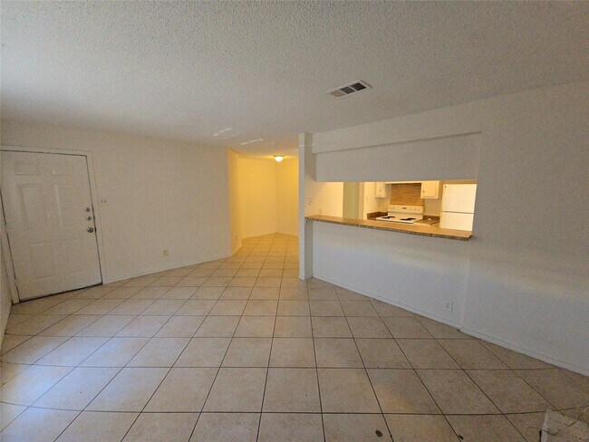 Foto del edificio - 1307 Brenda Ln