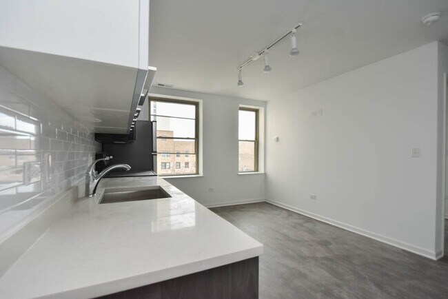 Foto del edificio - 940 W Winona St