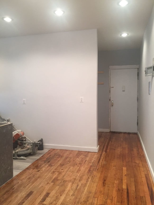 Building Photo - 2502 Avenue D