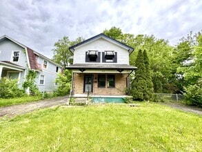 Building Photo - 555 Cedarhurst Ave