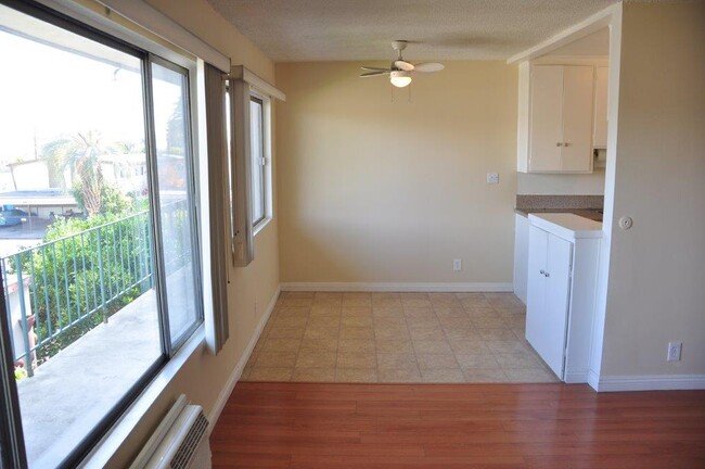 Building Photo - 5437 Barton Ave