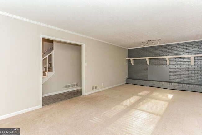 Foto del edificio - 3656 Chestnut Lake Ct