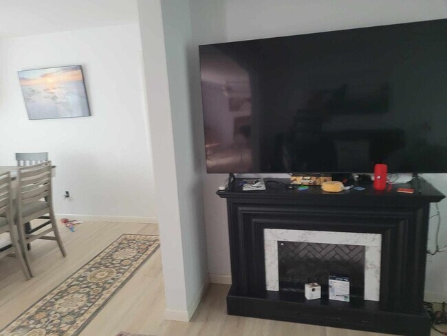 Foto del edificio - 967 Lacon Dr