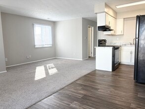 Interior Photo - The Grove at Main