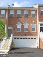 Building Photo - 3926 Bryant Park Cir