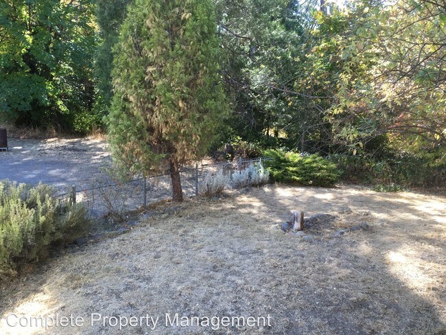 Foto del edificio - 4 br, 2 bath House - 150 Browns Rd.