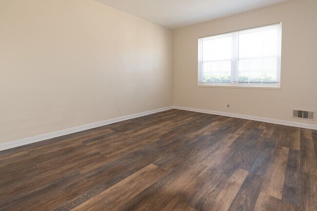 Foto del edificio - 3512 Brockton Ln
