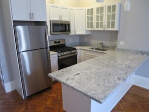 Building Photo - 61 Adams St