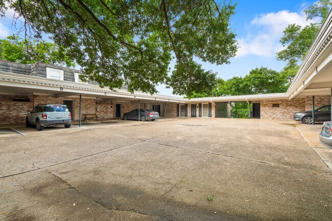 Foto del edificio - San Pedro Square - West Campus / Shoal Cre...