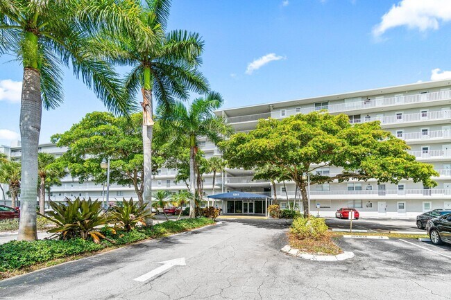 Foto del edificio - 5961 NW 2nd Ave
