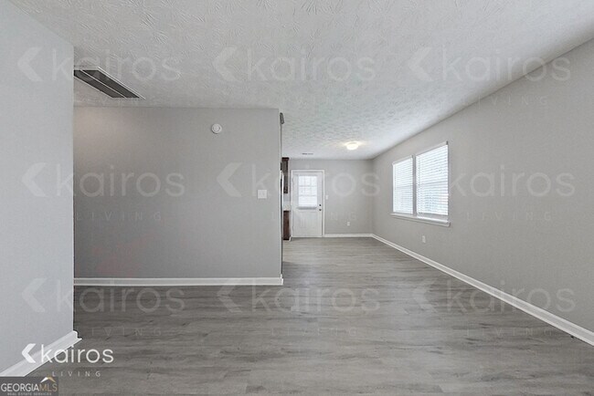 Foto del edificio - 200 Deer Pkwy