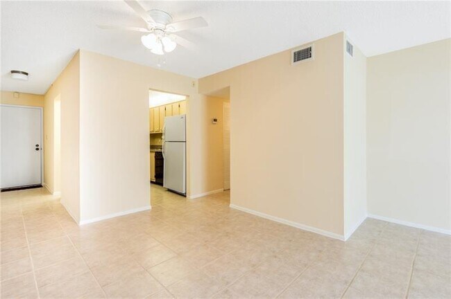 Foto del edificio - 4324 NW 9th Ave