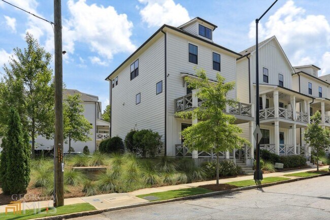 Building Photo - 173 Albright Way SE