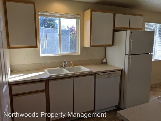 Building Photo - 2 br, 1 bath House - 1243 Lorne Loop