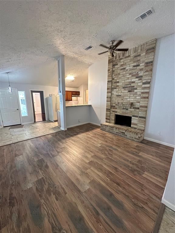 Building Photo - 6623 Greenyard Dr