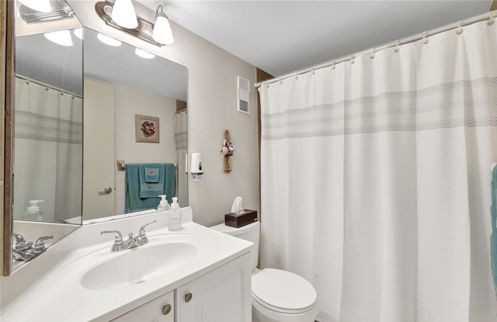 Foto principal - 1510 Mainsail Dr