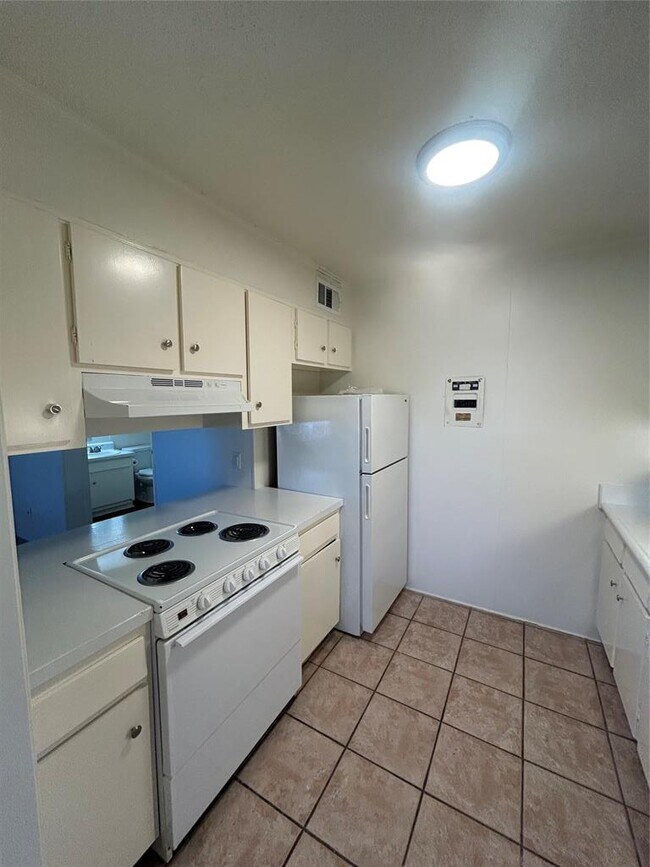 Foto del edificio - 3703 Harmon Ave