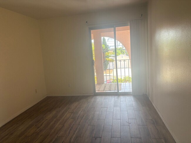 Foto del edificio - North PB 2 Bedroom 2 Bath Condo in Del Rey...
