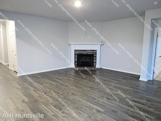 Building Photo - 4 br, 3 bath House - 24864 Delilah Circle