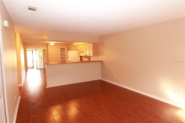 Foto del edificio - 843 Georgia Ave