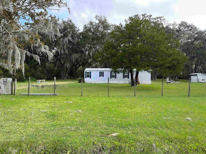 Foto principal - 5020 Porter Rd