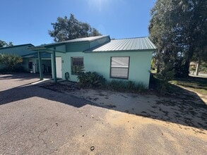 Building Photo - 316-318 N Simpson St