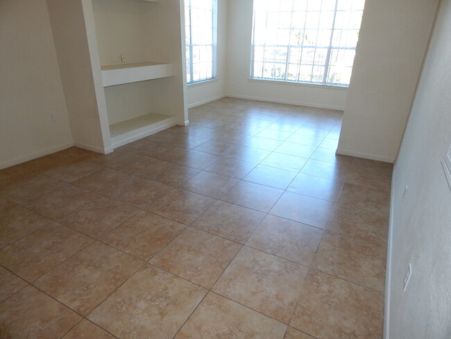 Foto del edificio - 2 Bed 2 Bath Condo In Plantation Park Near...