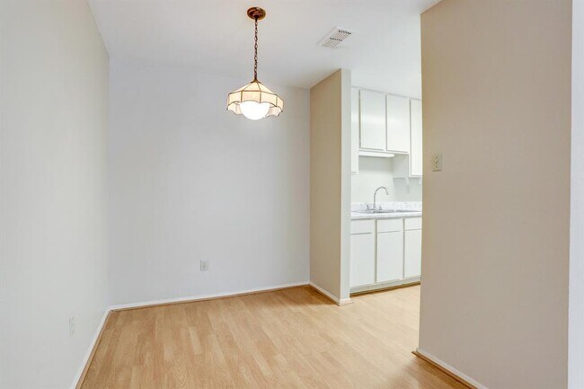 Building Photo - 7950 N Stadium Dr