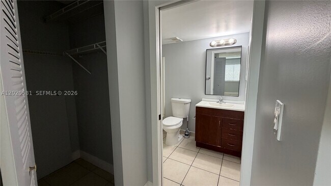 Foto del edificio - 15221 SW 80th St