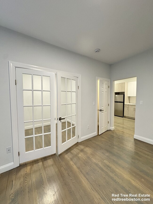 Building Photo - 19 Peterborough St