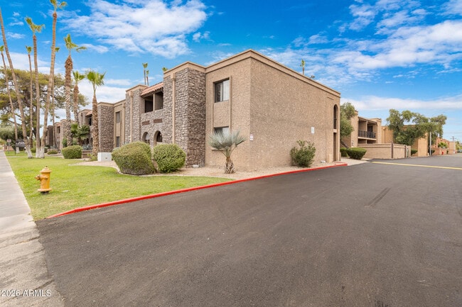 Building Photo - 7110 E Continental Dr
