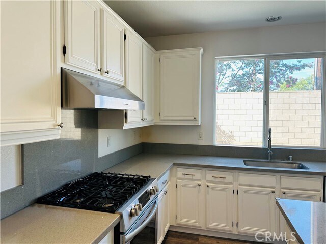 Foto del edificio - 9401 Meridian Ln