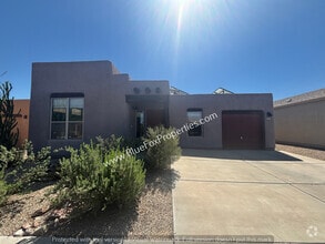 Building Photo - 5707 E Vuelta de Ladrillo Amarillo
