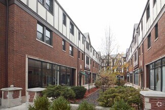 Building Photo - 897 Green Bay Rd