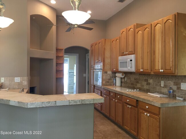 Building Photo - 1844 Woodberry Cir