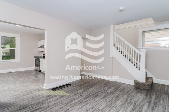 Building Photo - 11 Glenwood Ave