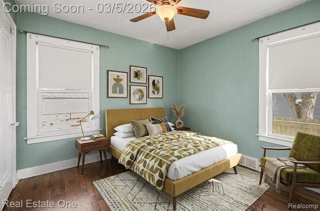 Building Photo - 1105 E Fifth St