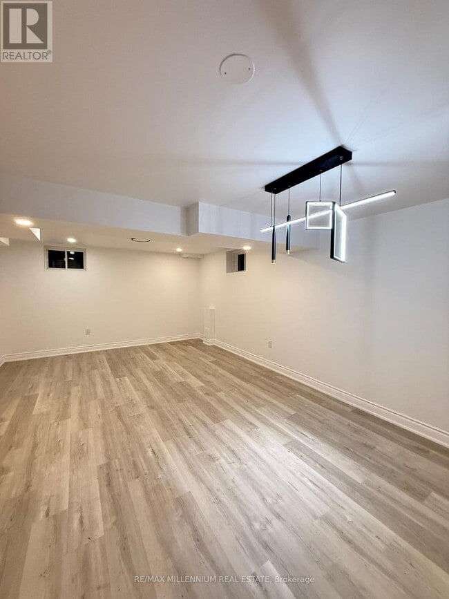 Building Photo - 783 Green St