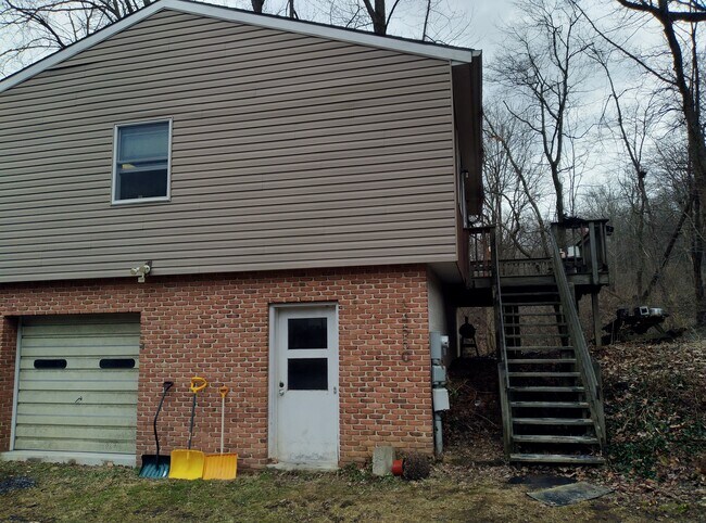 Building Photo - 1455C