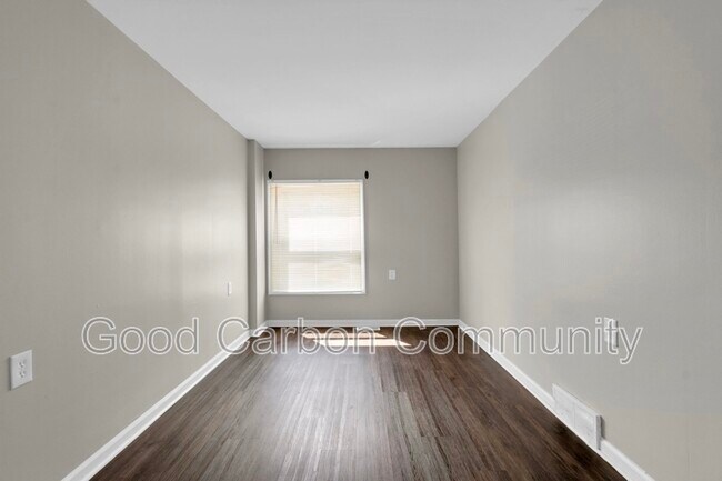 Foto del edificio - 1073 Grant St