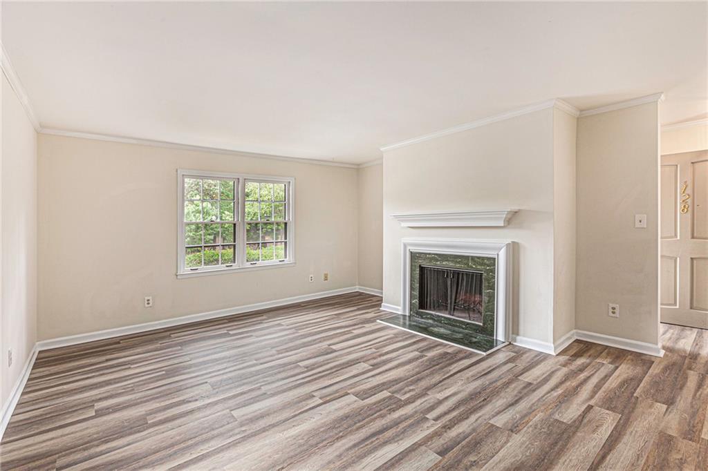 Primary Photo - 128 Amherst Pl NW