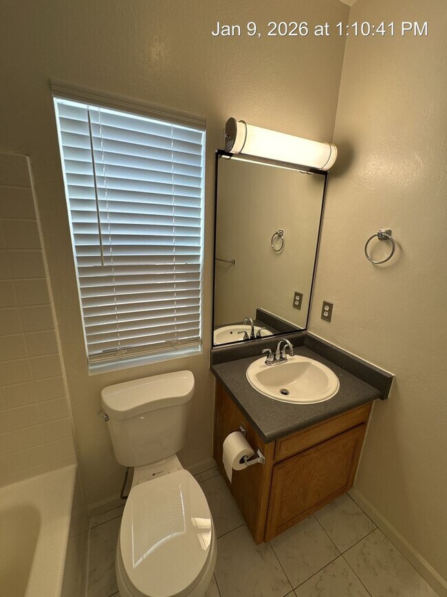 Building Photo - Available Now Two story Home!!