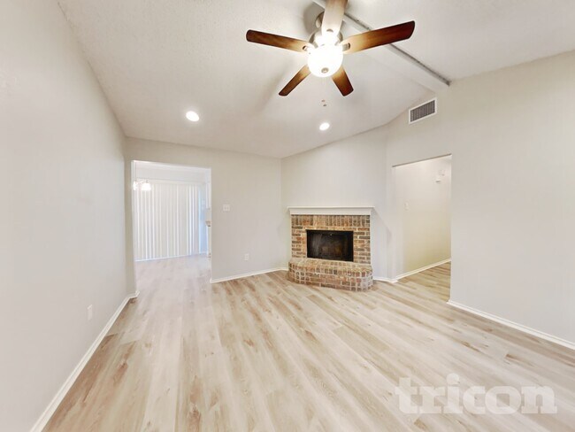 Foto del edificio - 14605 Otoe Dr