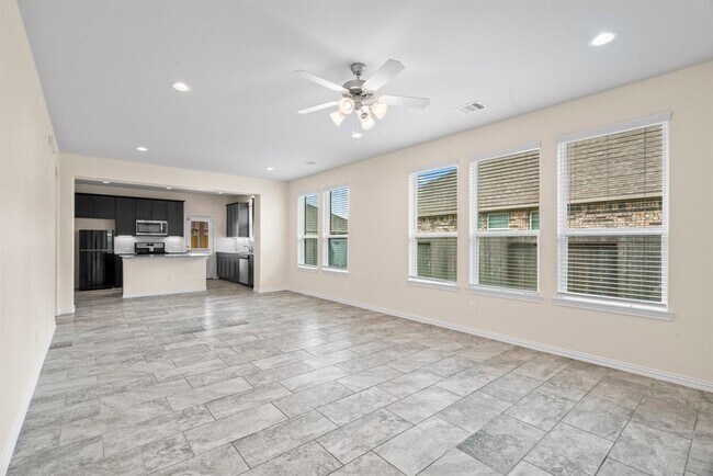 Foto del edificio - 1234 Lone Pine Dr