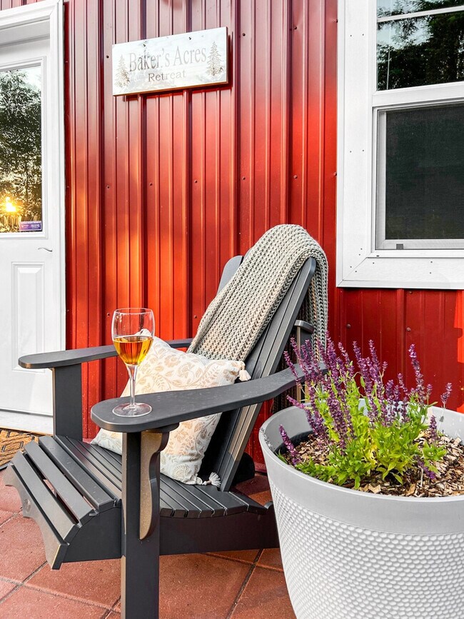 Foto del edificio - 3355 Saratoga Rd