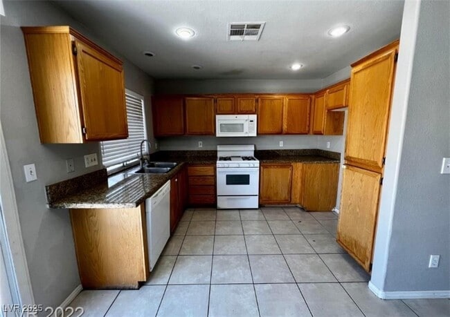 Building Photo - 340 Rancho Del Norte Dr