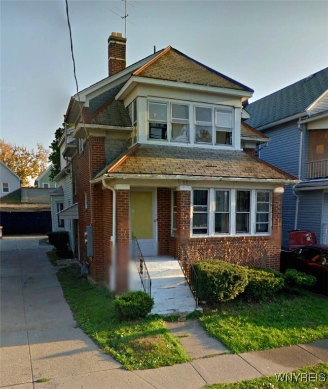 Primary Photo - 156 Chadduck Ave